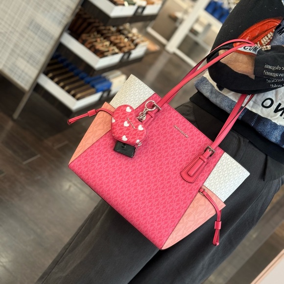 Michael Kors Pink and Cream Tote with Heart Charm - Picture 16 of 16
